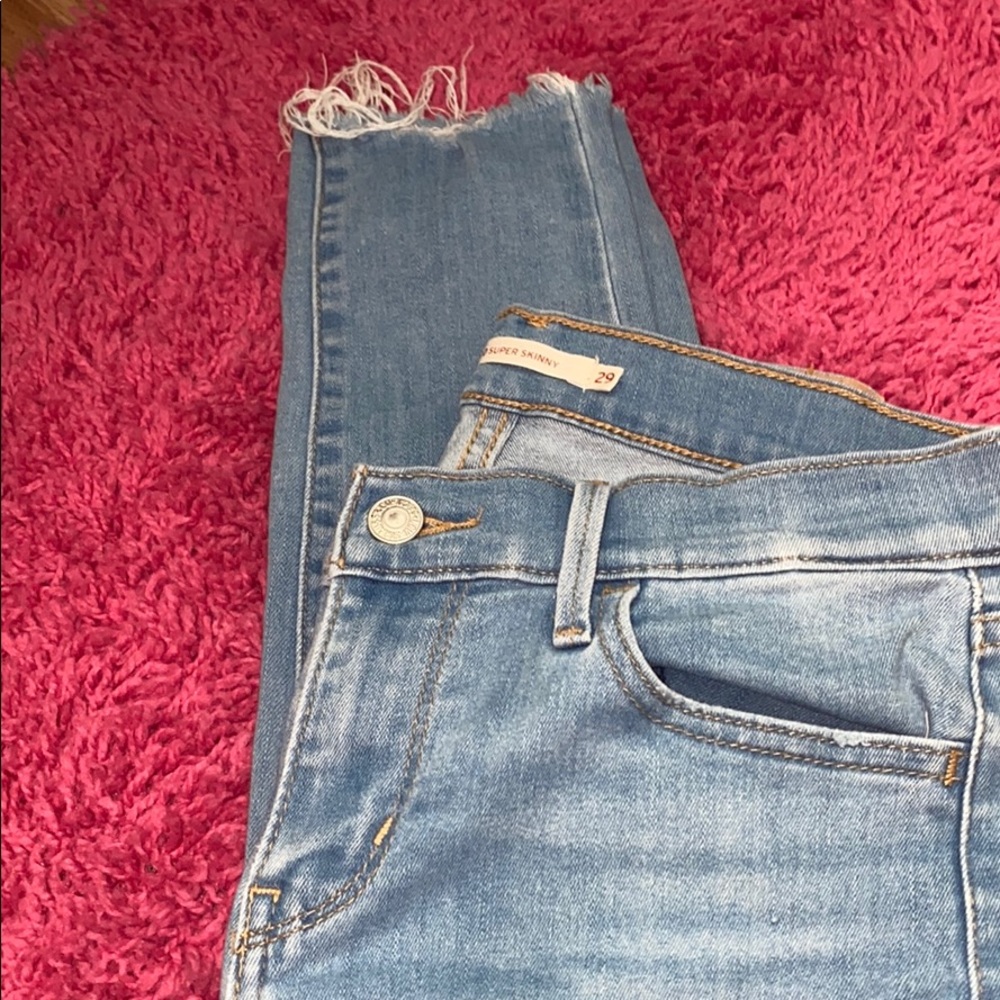 Light Washed Denim Jeans